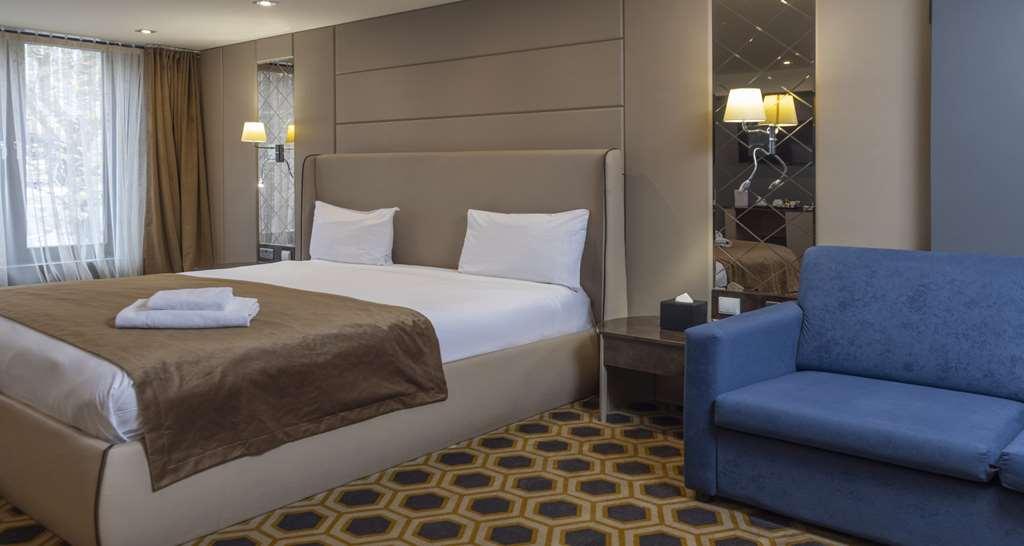Putney Hotel; Bw Signature Collection Hotel London